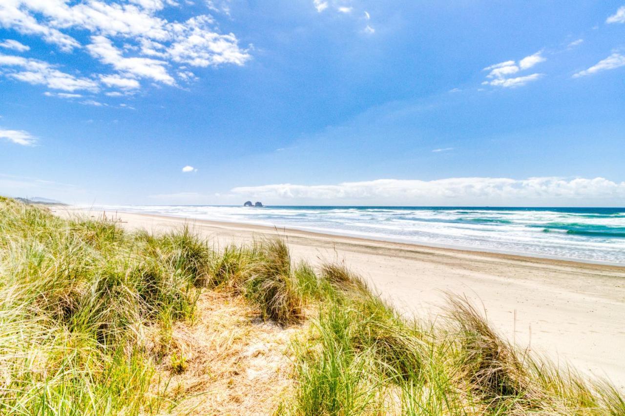 Serenity By The Sea Apartment Rockaway Beach Bagian luar foto