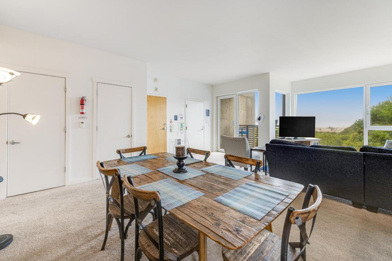 Serenity By The Sea Apartment Rockaway Beach Bagian luar foto